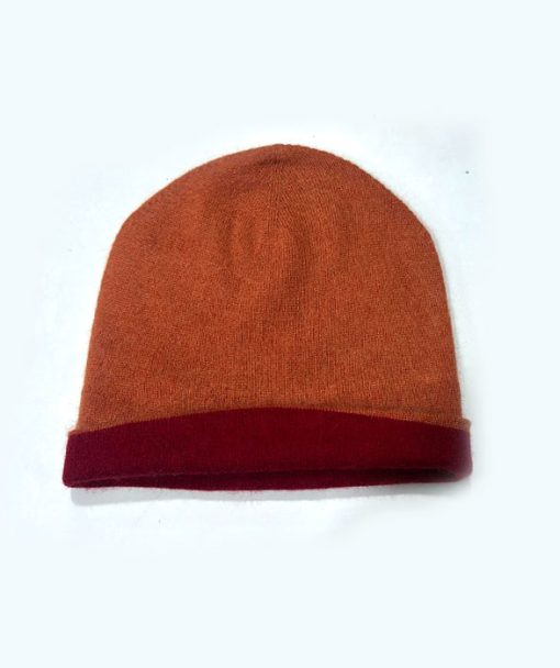 100% exclusive cashmere beanie
